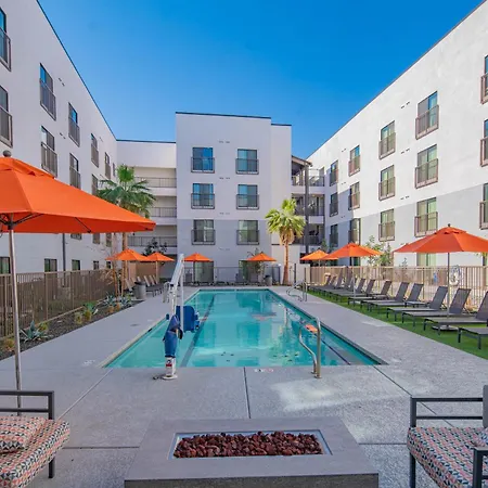 Family Friendly Phoenix Escape With Large Pool!